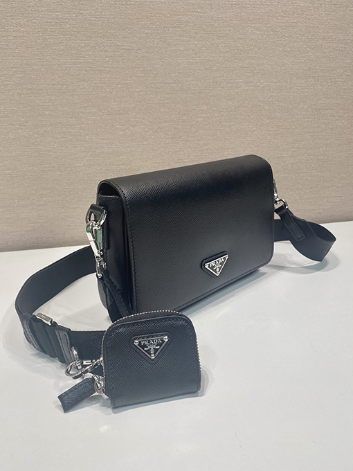 プラダ偽物 Saffiano 新しいクラシックショルダーバッグ