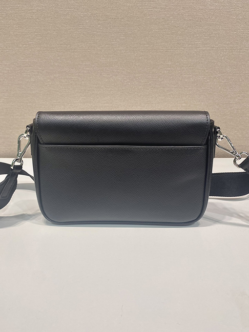 プラダ偽物 Saffiano 新しいクラシックショルダーバッグ