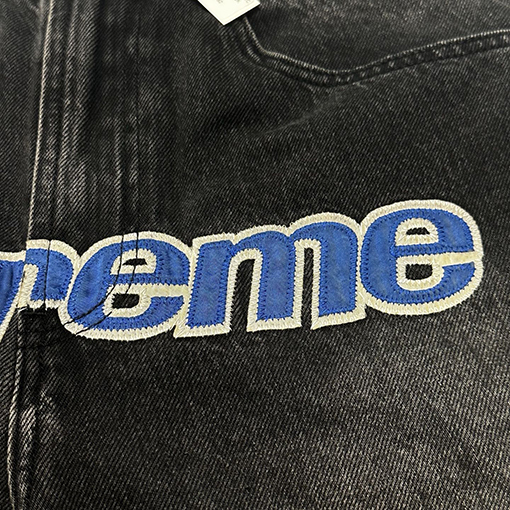 シュプリームコピー SUPREME コラボレーション風アップリケ付きレトロデニムショートパンツ