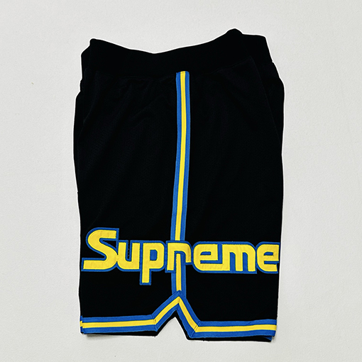 シュプリームスーパーコピー SUPREME コラボレーションブランドのカラーブロックサイドストライプスター刺繍入りアスレチックショーツ