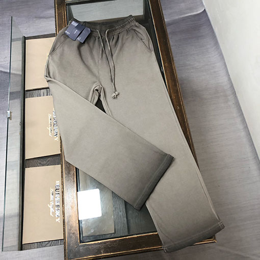 プラダ偽物 最新のカップルスタイル ウォッシュドスウェットパンツ ストレートレッグパンツ