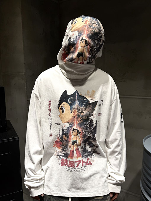 セント マイケルコピー クラシックなレトロストリートスタイルの白インク直刷り長袖シャツ