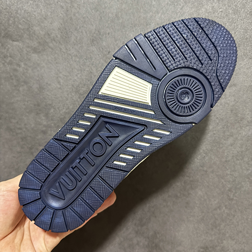 ルイヴィトン LV Trainer スポーツシューズシリーズ