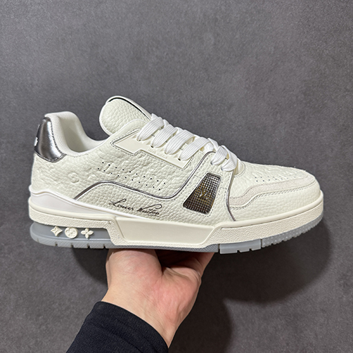 ルイヴィトン LV Trainer スポーツシューズシリーズ