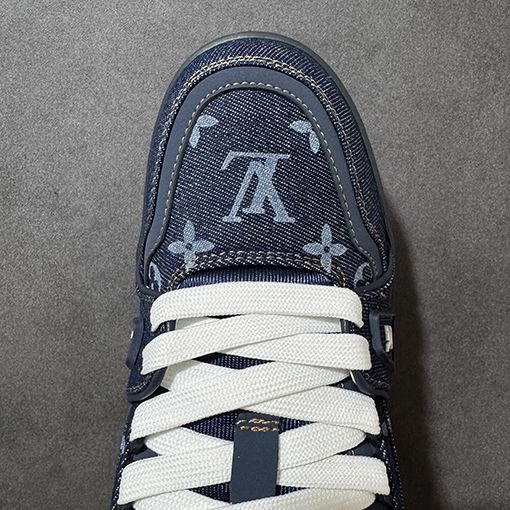 ルイヴィトン高級スポーツシューズスーパーコピー LV Trainer 高級スポーツシューズの新シリーズ