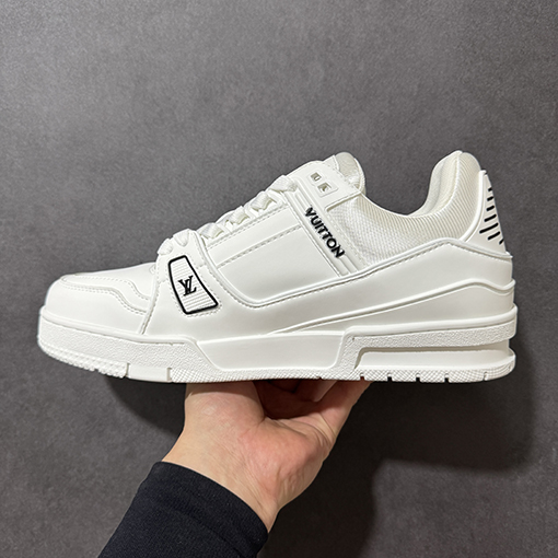 ルイヴィトン LV Trainer 高級スポーツシューズのクラシックシリーズ