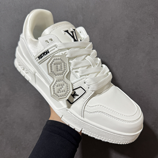 ルイヴィトン LV Trainer 高級スポーツシューズのクラシックシリーズ