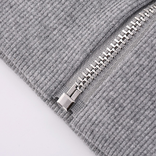 フェンディ FFロゴ刺繍入りベスト型フード付きスウェットシャツ