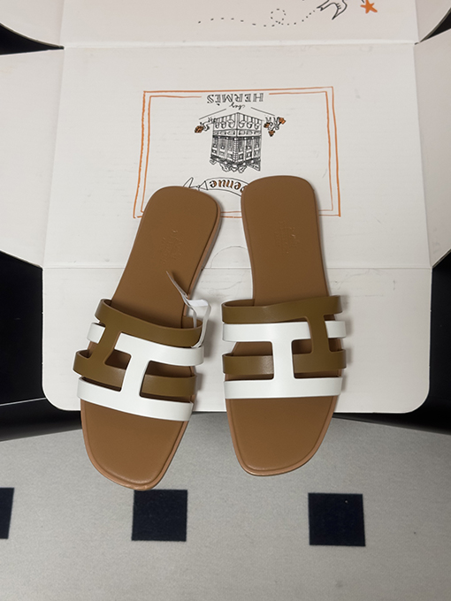 エルメス Amica レディースクラシックなHエレメントサンダル