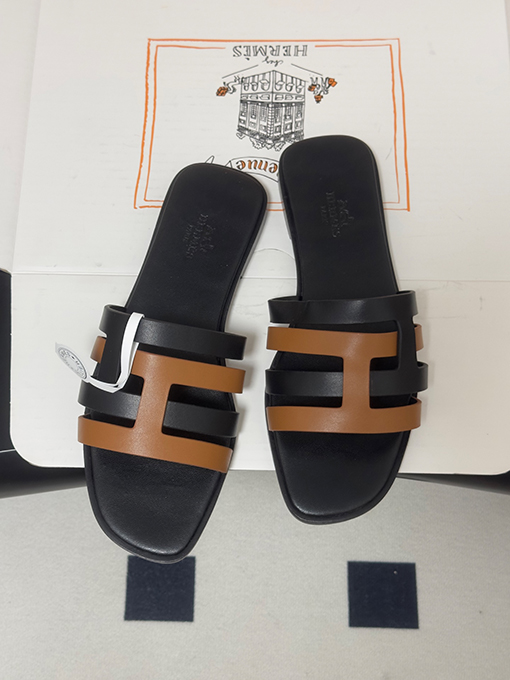 エルメス Amica レディースクラシックなHエレメントサンダル