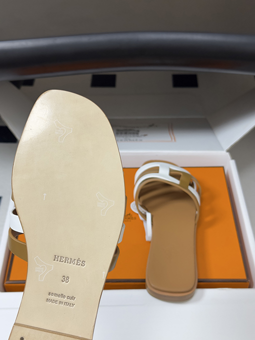 エルメス Amica レディースクラシックなHエレメントサンダル