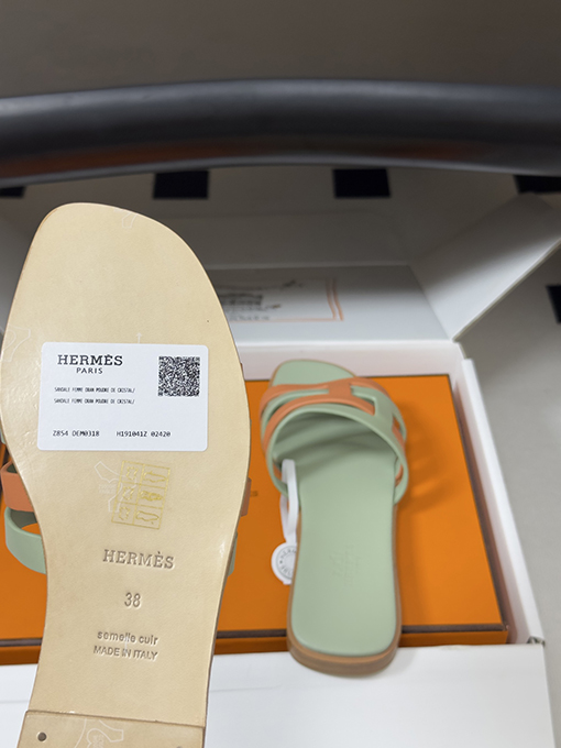 エルメス Amica レディースクラシックなHエレメントサンダル