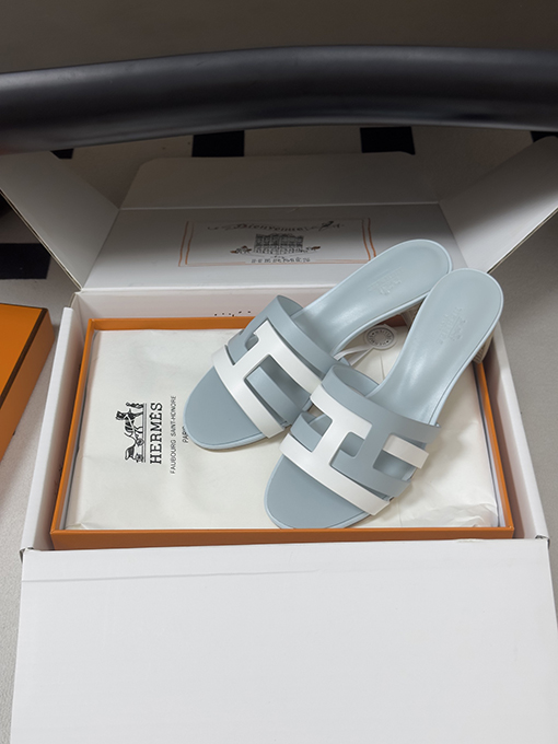 エルメスフラットなチャンキーヒールサンダルスーパーコピー Amica レディース新モデルクラシックなHエレメントサンダル