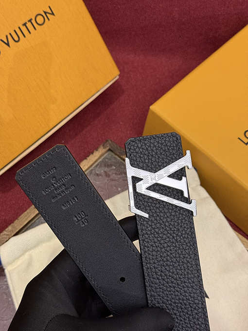 ルイヴィトンコピー LV Dimension 新モデルファッションなスタイルの両面ベルト