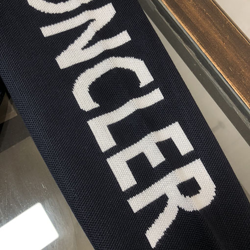 モンクレールコピー 袖にロゴのジャカード刺繍ニットダウンジャケット