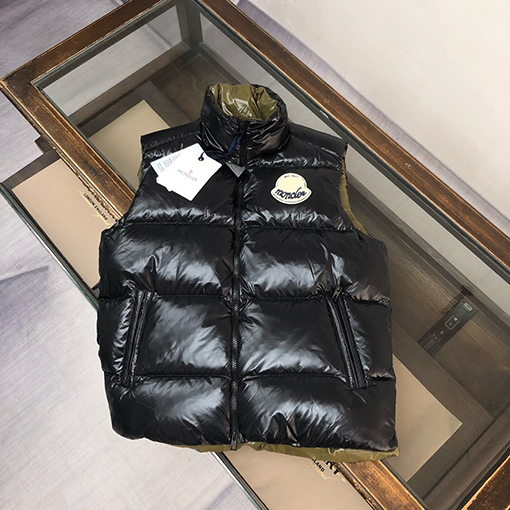 モンクレール 初秋新入 カップルダウンベスト