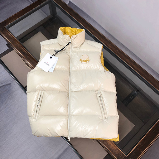 モンクレール 初秋新入 カップルダウンベスト