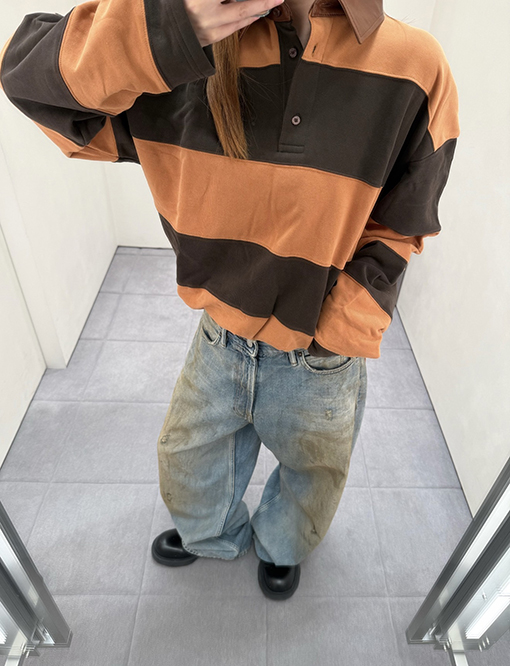 アクネストゥディオズ Acne Studios レトロなレザーカラーのストライプ柄スウェットシャツ