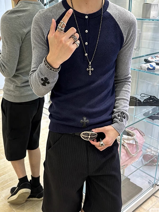クロムハーツカシミヤ混ニットセータースーパーコピー ヘンリーカラーのクロスレザーカシミヤ混ニットセーター