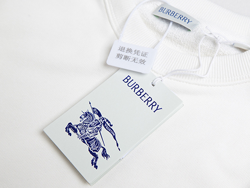 バーバリー クラシックな軍馬の刺繍入り袖チェック柄ツイルウェビングパッチワークのクルーネックのスウェットシャツ