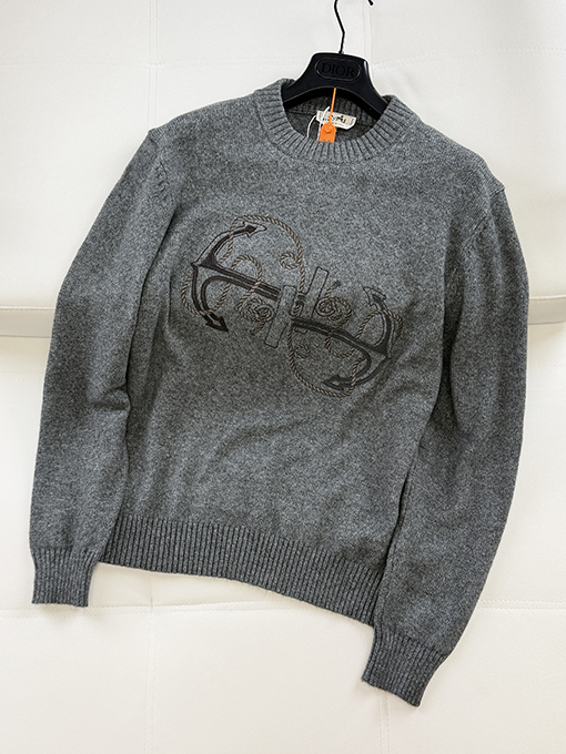 エルメスウールニットウェアコピー 刺繍入りのウールニットウェア