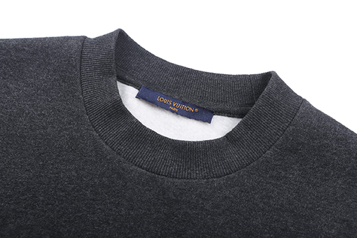 ルイヴィトンコピー 刺繍ロゴ入りフリースクルーネックのスウェットシャツ