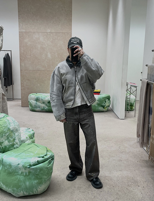 アクネストゥディオズ偽物 Acne Studios クラシックなレザーカラーのダメージデニムコットンジャケット