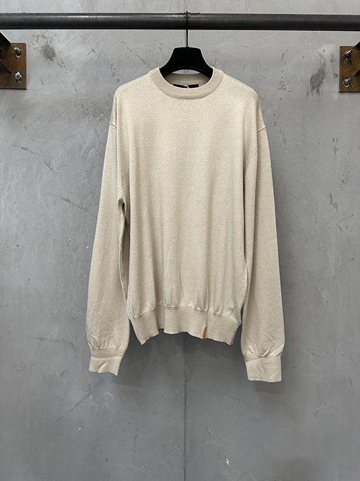 ルイヴィトンコピー LV 刺繍入りレザーラベルニットプルオーバー