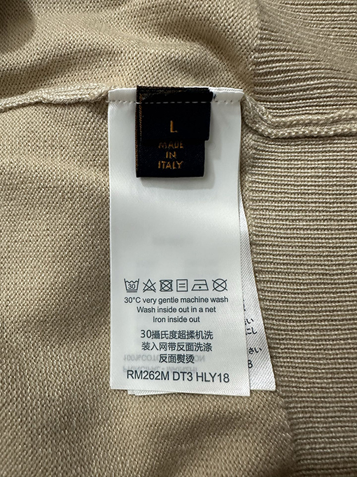 ルイヴィトンコピー LV 刺繍入りレザーラベルニットプルオーバー