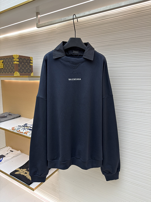 バレンシアガ フェイクツーピースシャツカラークルーネックのスウェットシャツ