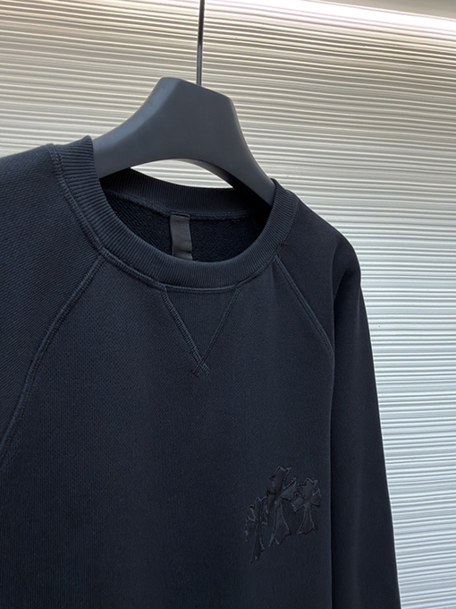 クロムハーツスーパーコピー 刺繍ロゴ入りの黒のクルーネック スウェットシャツ