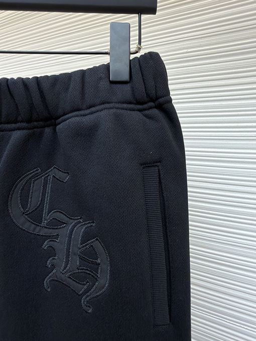 クロムハーツ 刺繍ロゴ入りの黒いスウェットパンツ