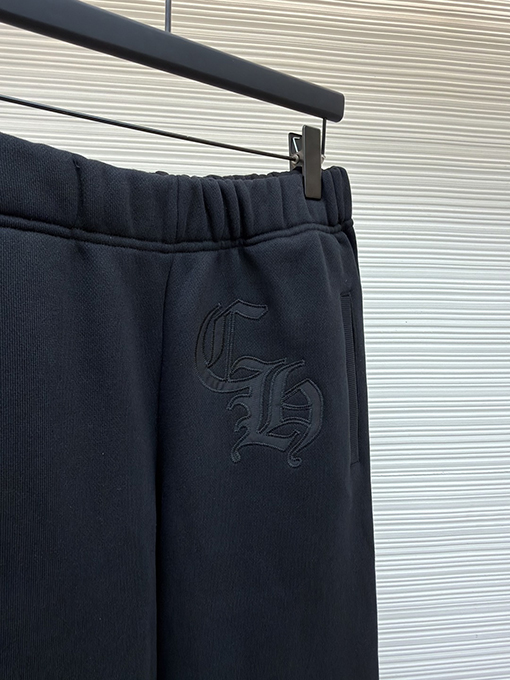 クロムハーツ 刺繍ロゴ入りの黒いスウェットパンツ