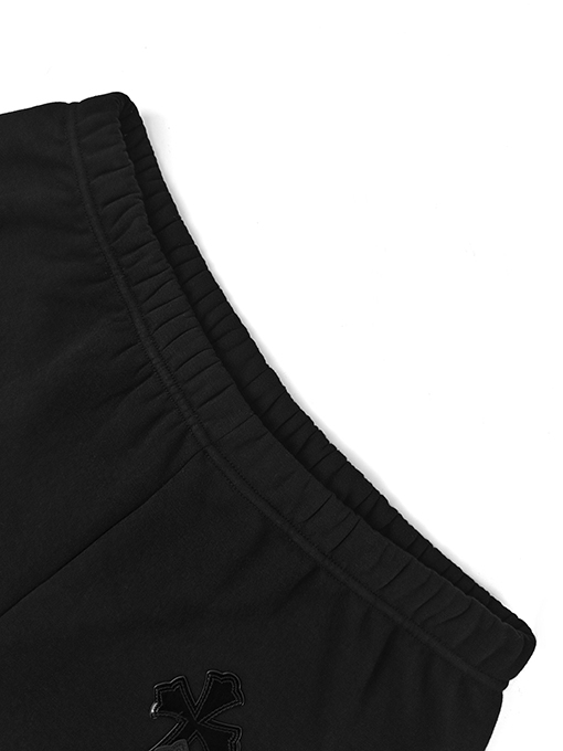 クロムハーツ 十字のレザーパッチパンツ