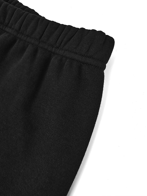 クロムハーツ 十字のレザーパッチパンツ