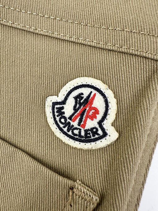 モンクレール ロゴ入りジップポケット付きパンツ