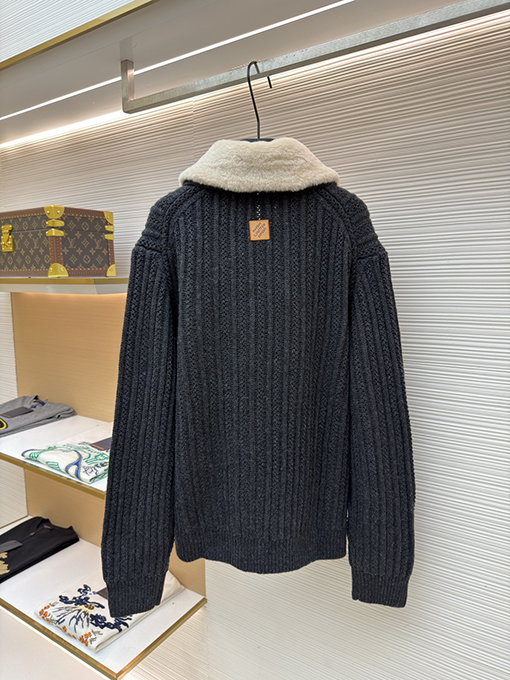 ルイヴィトン カシミヤとウールのジップアップベルト付きコート