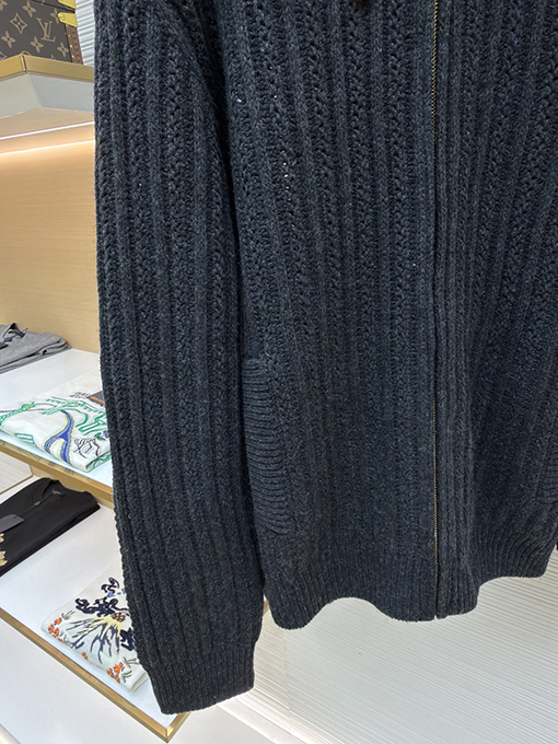 ルイヴィトン カシミヤとウールのジップアップベルト付きコート