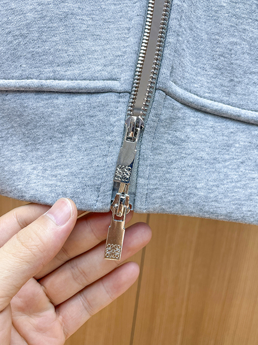 ロエベコピー 最新のファッショナブルなカジュアルスーツ