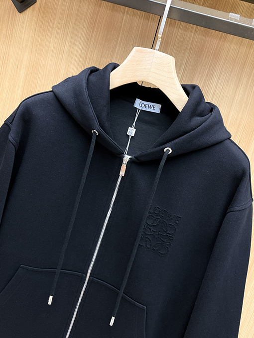 ロエベコピー 最新のファッショナブルなカジュアルスーツ