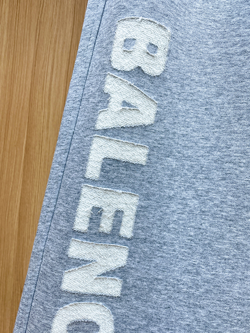 バレンシアガ テリークロス刺繍文字パターンロゴカジュアルスーツ