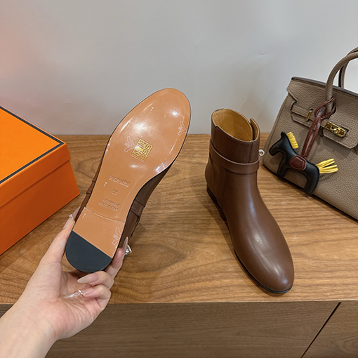 エルメス new Kelly レディースクラシックのショートブーツ