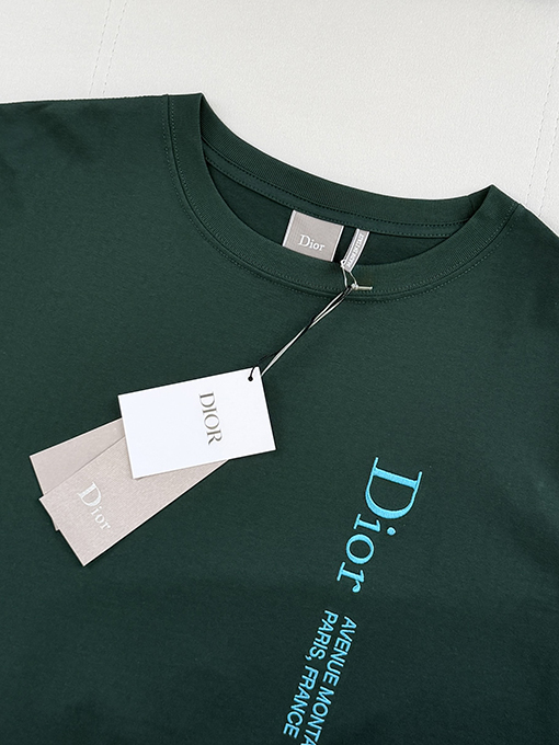 ディオール カプセルコレクション 刺繍入り半袖Tシャツ
