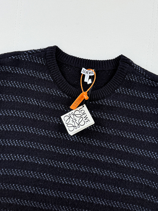 ロエベ 刺繍入りストライプ柄クルーネックセーター