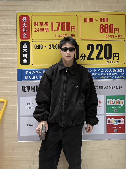 プラダコピー トライアングルロゴ デニム中綿ジャケット