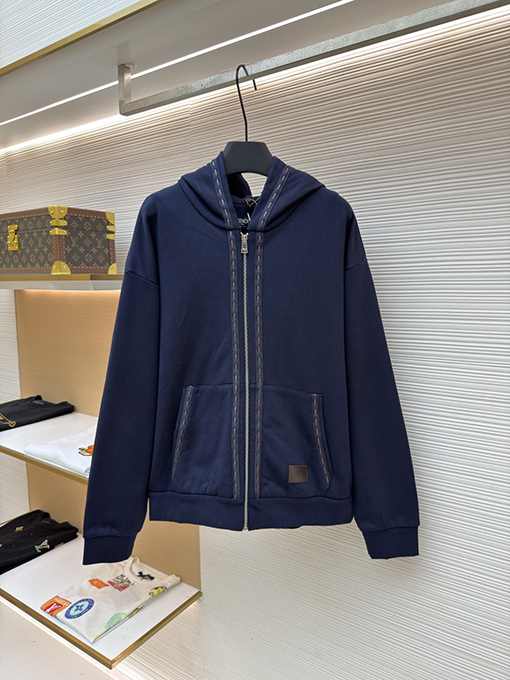 フェンディスウェットジャケットコピー コットン製レザーパッチロゴ入りスウェットジャケット