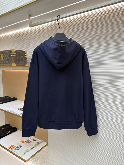 フェンディスウェットジャケットコピー コットン製レザーパッチロゴ入りスウェットジャケット
