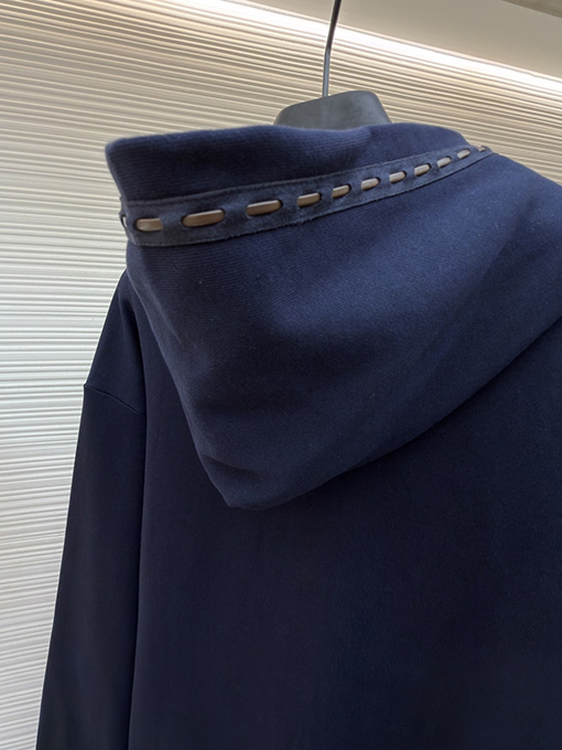 フェンディスウェットジャケットコピー コットン製レザーパッチロゴ入りスウェットジャケット