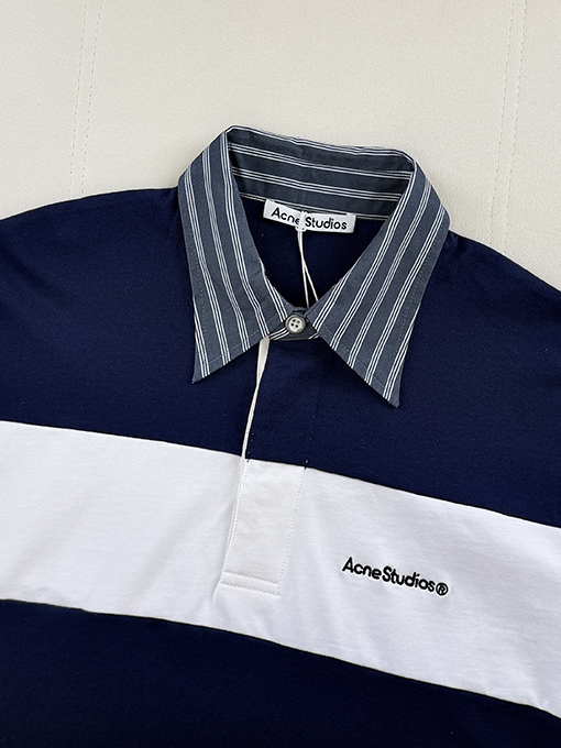 アクネストゥディオズスーパーコピー Acne Studios ストライプ襟の長袖スウェット