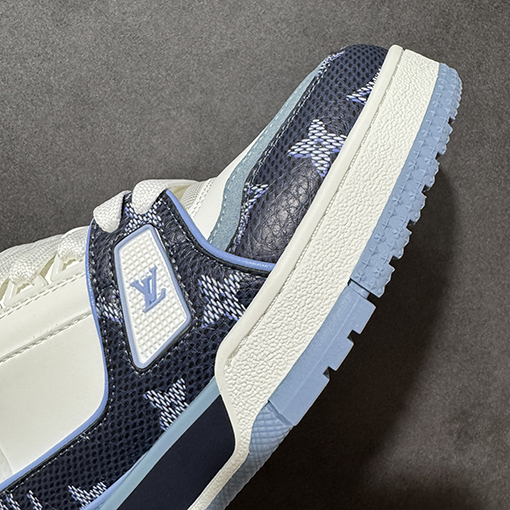 ルイヴィトンコピー LV Trainer クラシックな高級スポーツシューズシリーズ